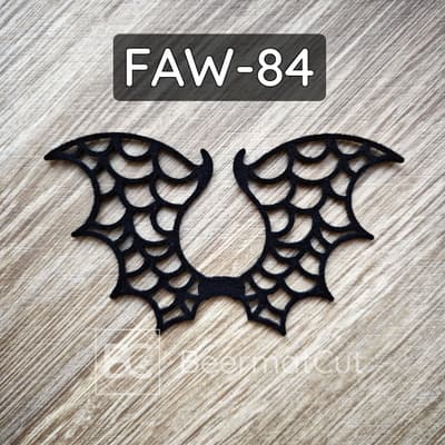 Skrzydła nietoperza wycinane z filcu do dekoracji Halloween i rękodzieła.