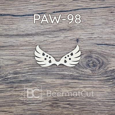 Skrzydła anioła wycinane laserowo ze sklejki do dekoracji świątecznych z choinkami i gwiazdkami.