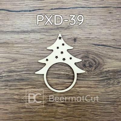 Obręcz pod makramę ze sklejki wycinana laserowo z motywem choinki na Boże Narodzenie.